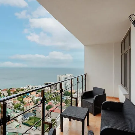 Apartment Arkadia With Terrace And Sea View Odesa