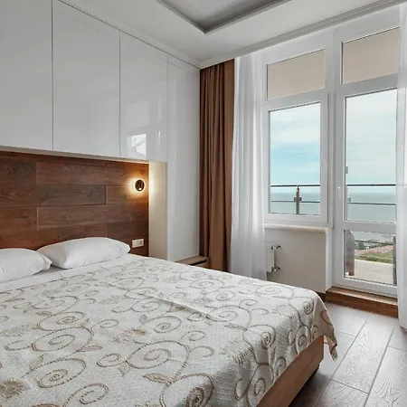 Apartment Arkadia With Terrace And Sea View Odesa
